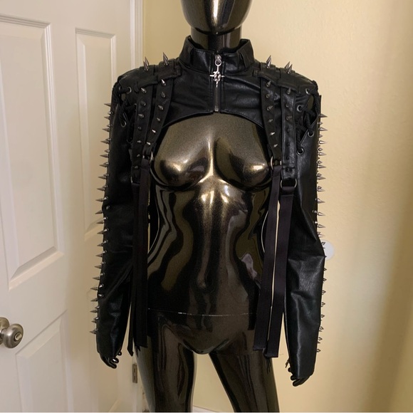 Dolls Kill Darker Wavs Downbeat Spiked Cropped Jacket, NWT, Size Small - Picture 1 of 7
